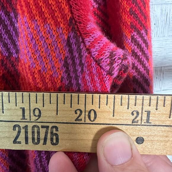 Isaac Mizrahi long cardigan bold plaid red to orange packets cozycore fall Y2K - Picture 7 of 9
